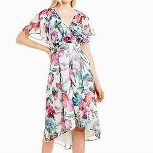 Maggy London Floral Capelet Sleeve Dress, Size 6